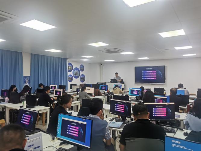 網(wǎng)站制作技術培訓大全 從課程學習到實踐機會的完整指南